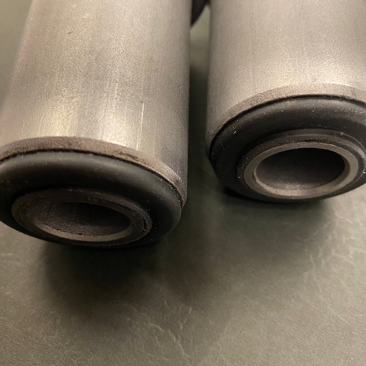 8 each- Bushing Sleeve, Control Bracket; Hummer ; 12506949 5365015663907 869370