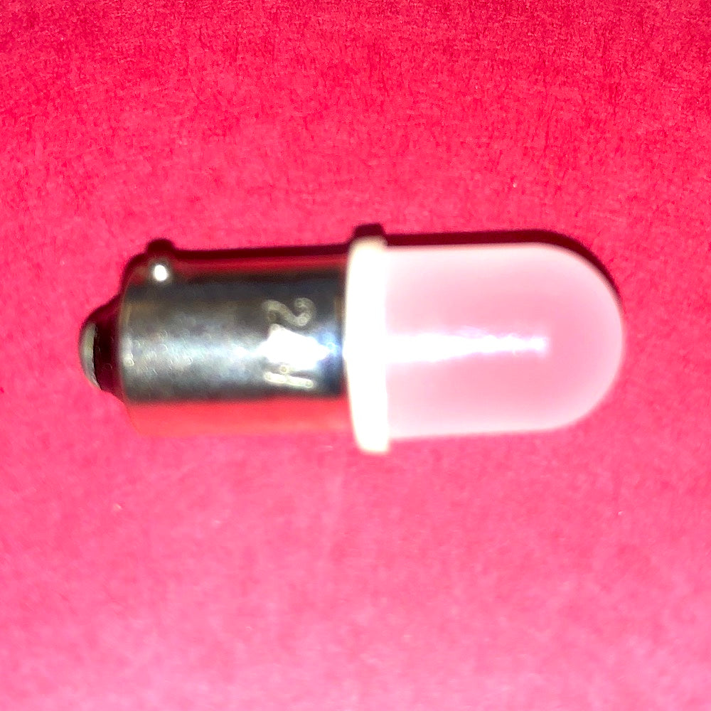 10 each - LED 24V T10 BA9S Bayonet WHITE Instrument Dash Panel Bulb ; HL306W-2
