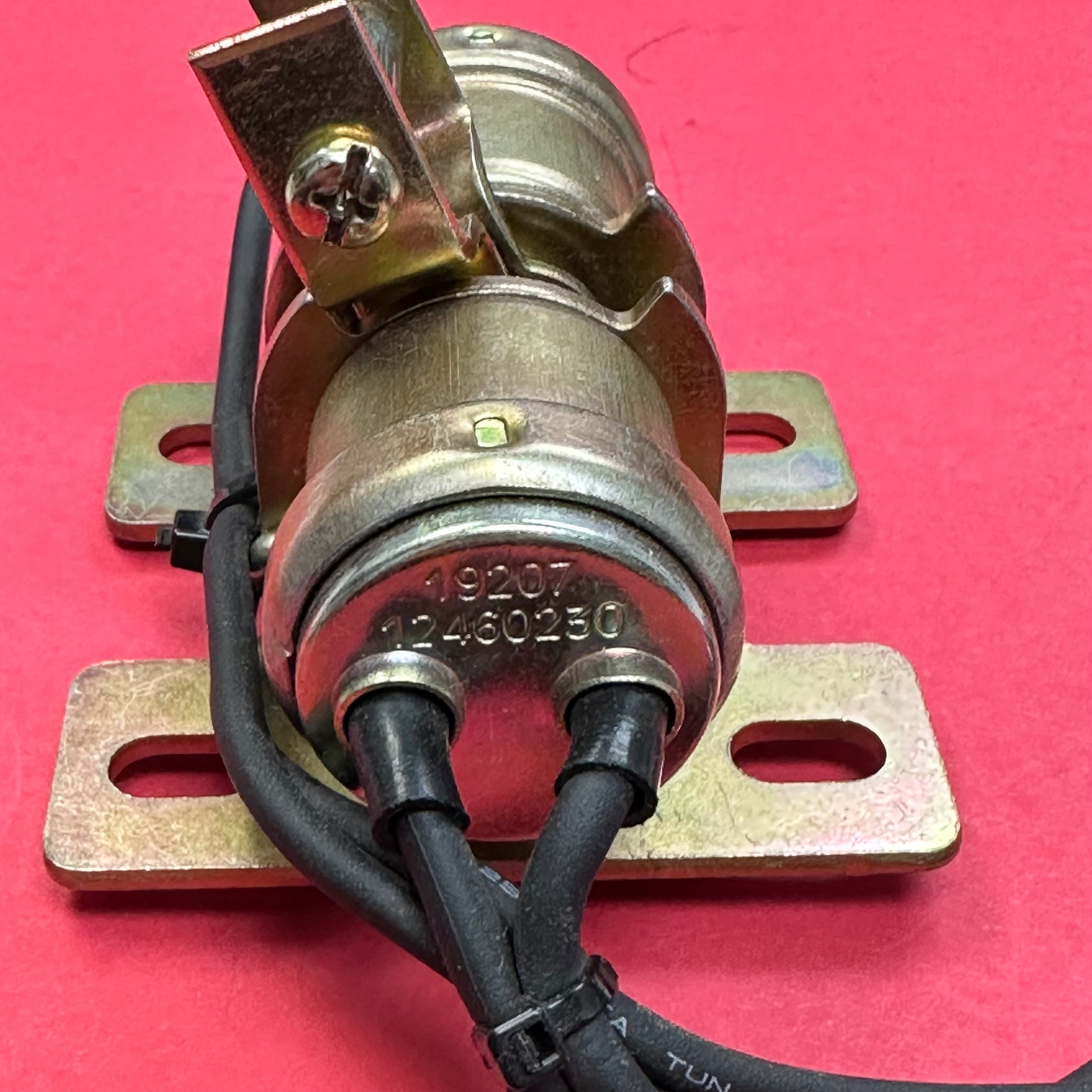 Switch , Brake Light ( Dual Lever ) ; Humvee Hummer ; 2540-01-410-8789  12460230