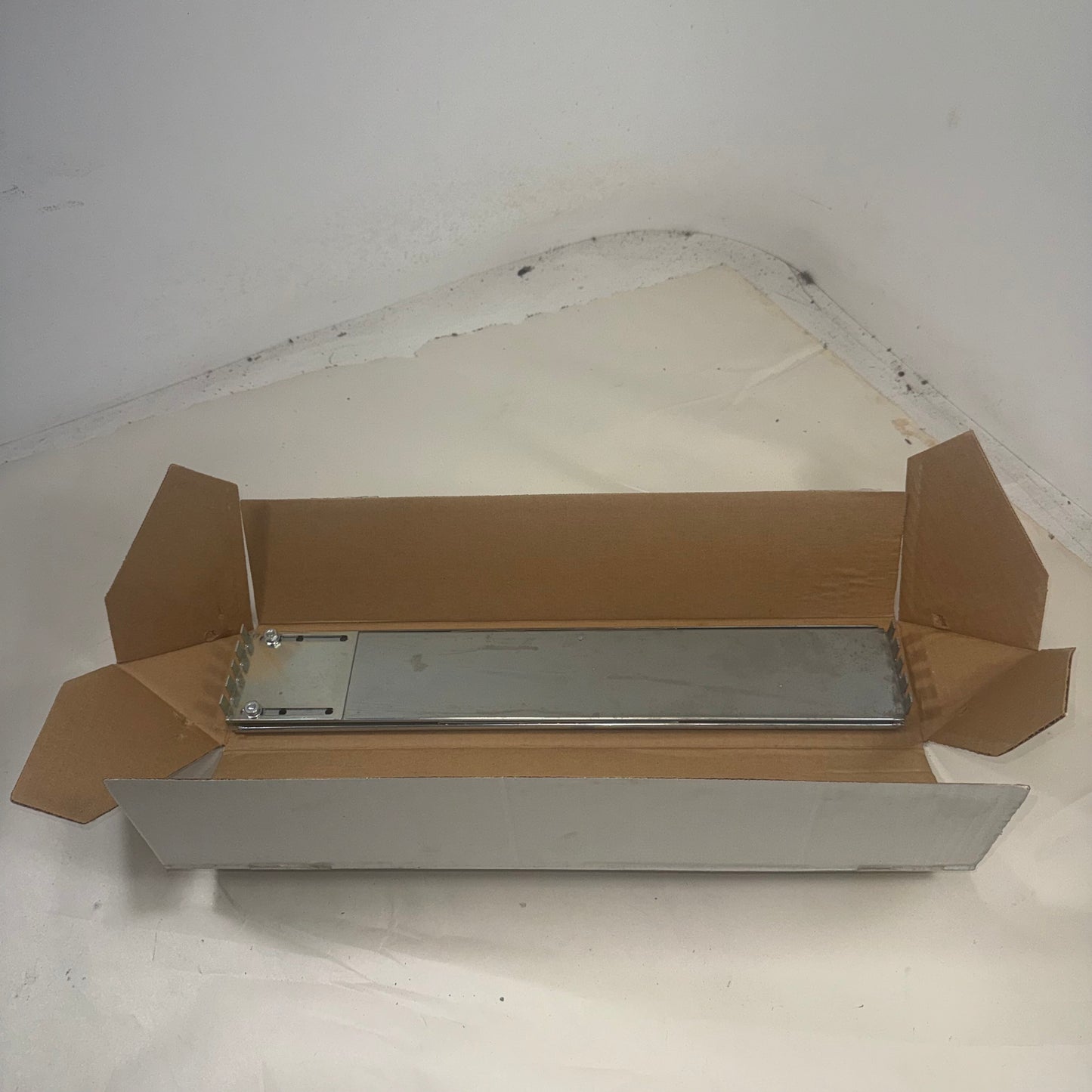 Slide, Tilting Steel , 5342000545932 , 110QDP18-2 , 501899-1