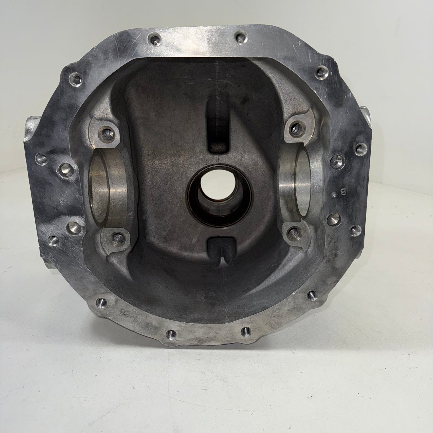 Differential Housing 3040-01-174-9130 5579424