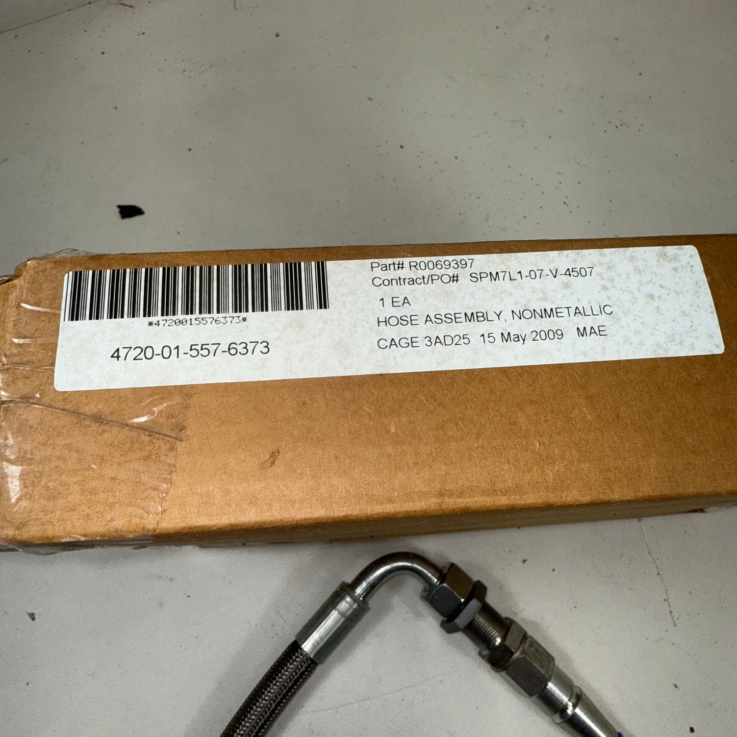 Hose, Assembly 4720-01-557-6373 R0069397