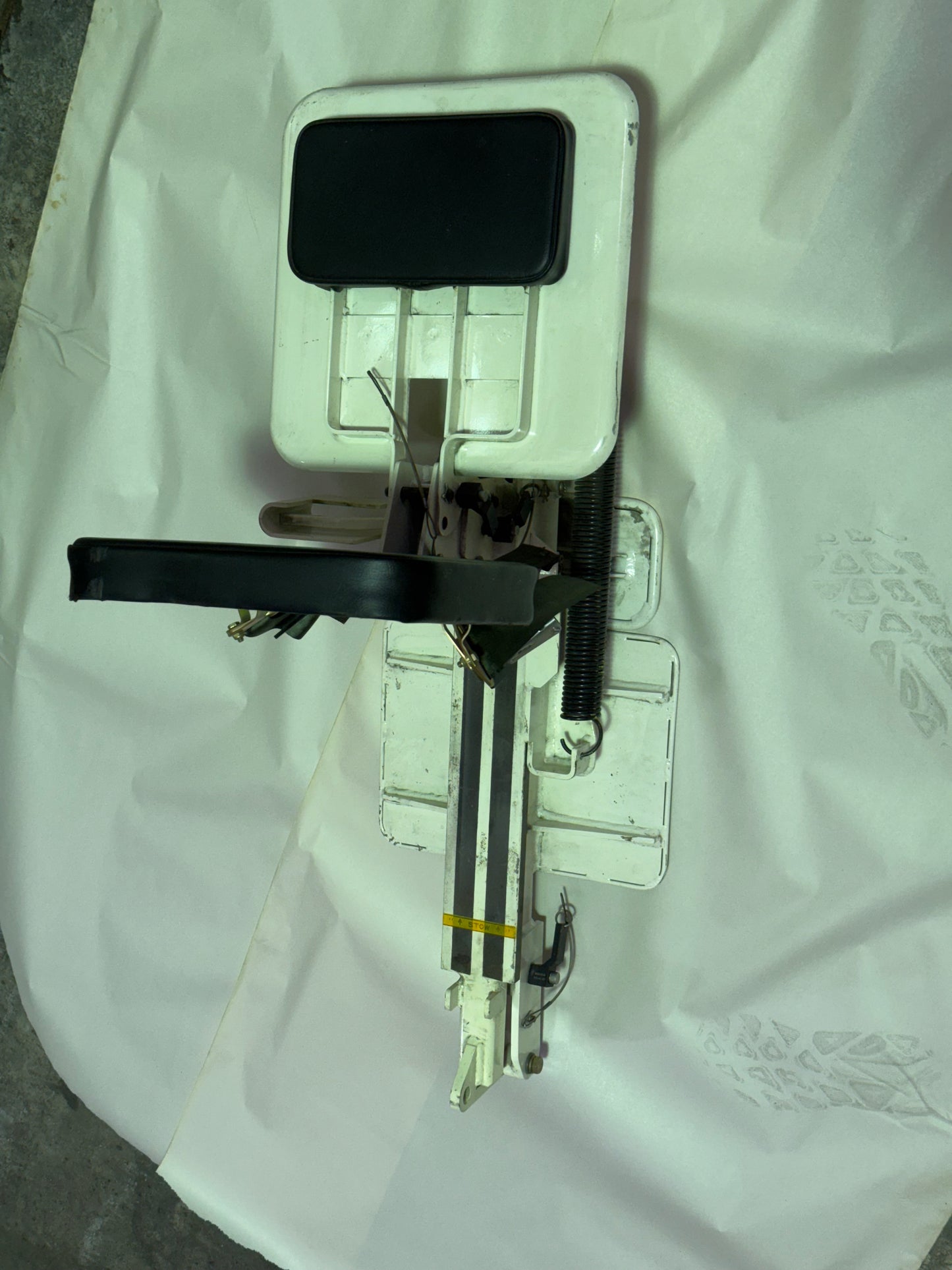 Commander Seat (M992) 2540-01-518-0176 12351647-2