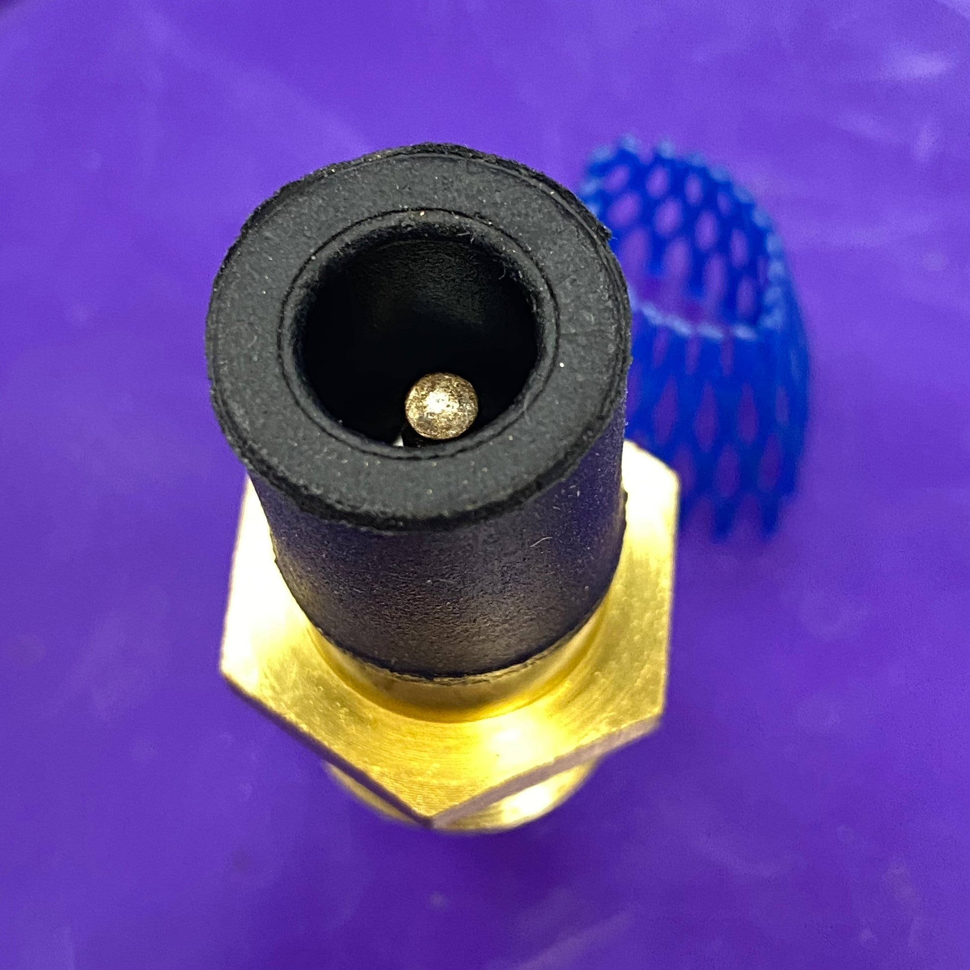 Temperature Sending Unit ; M939 M35 M809 ;  6685-00-814-5271  MS24537-1  7389566