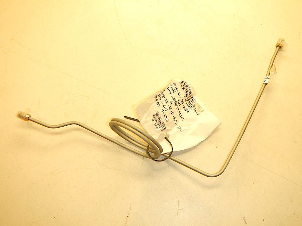 Brake Line , Tee to RH Rear Caliper 10K ; Hummer ; 12338298 5590644 5579177-D