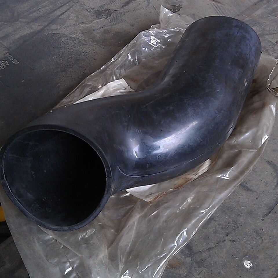 Hose, Air Cleaner to Intake Horn ; Mil. Hummer M998 ; 4720012037789 12338381