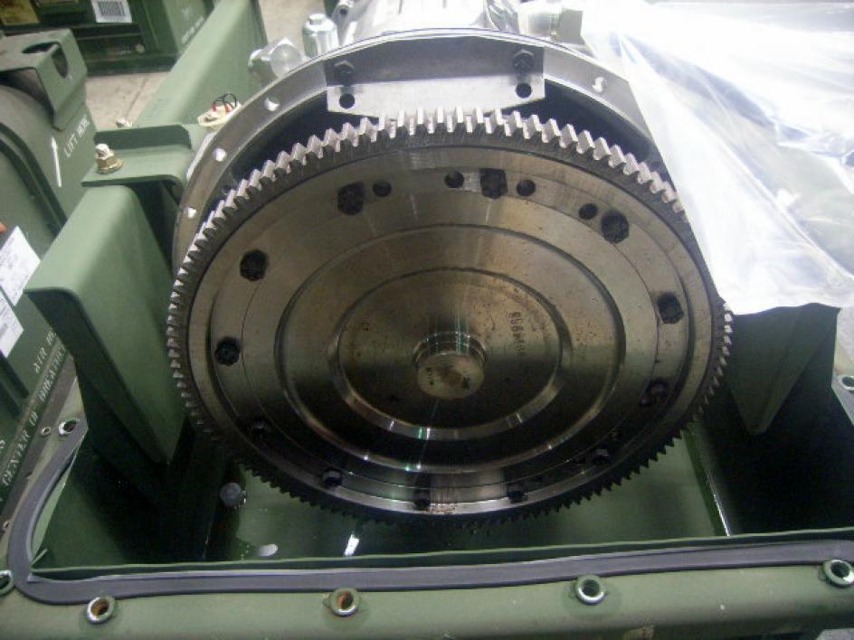 HT740D - TRANSMISSION & CONTAINER ; M977 ; 5705738 , 12357816 , 2520-01-132-4262