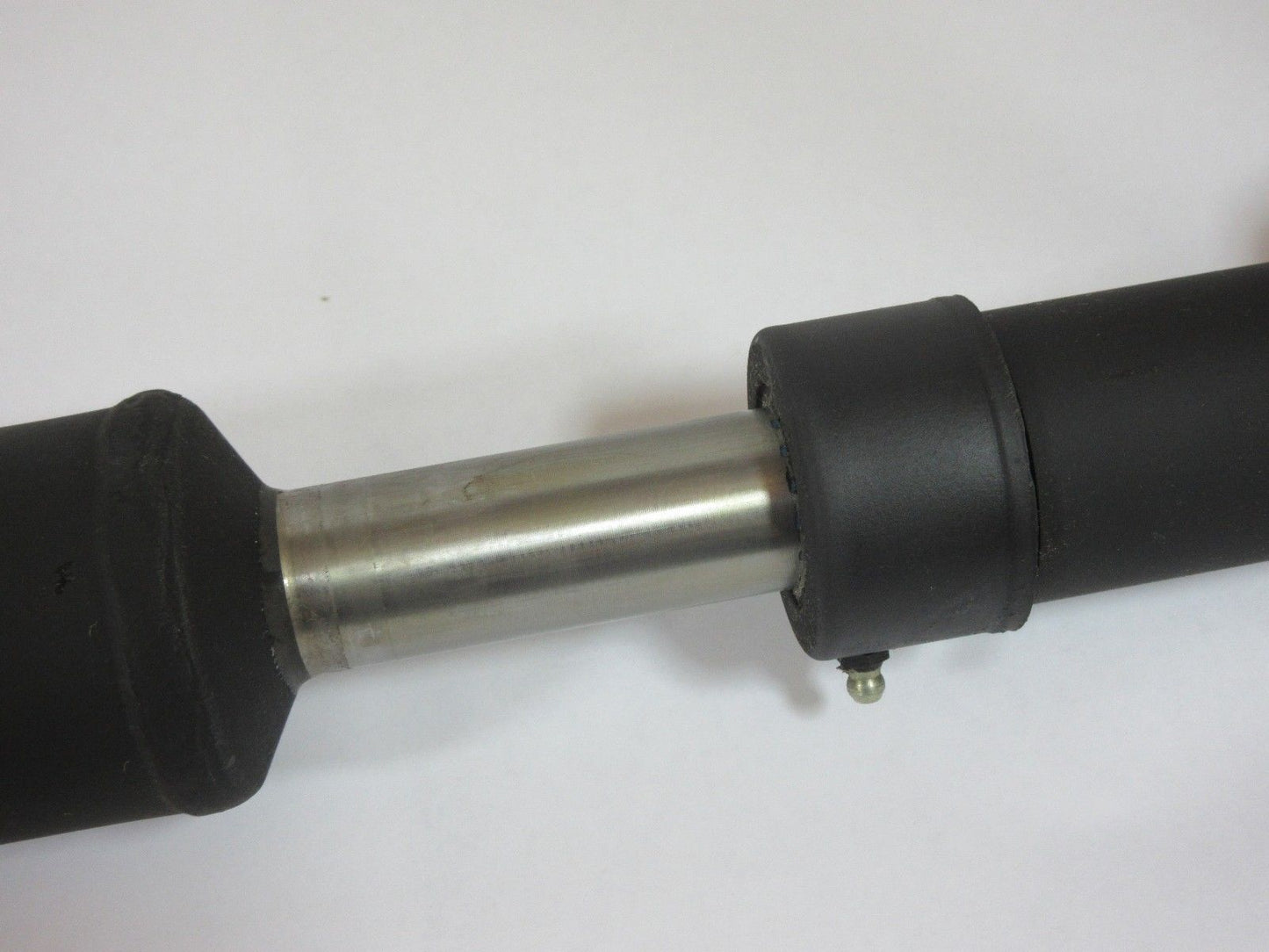 PROP-SHAFT ASSEMBLY w/ U-JOINTS, REAR ; 12341909 , 915051-1624 , 2520-01-346-1374