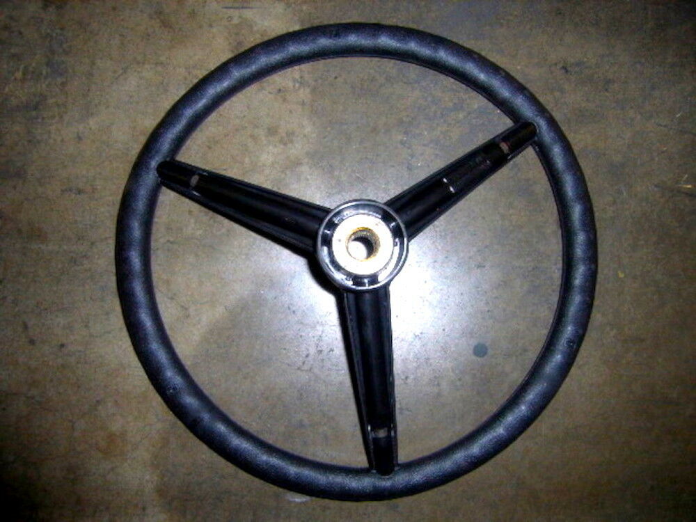 STEERING WHEEL ; H1 Mil. HUMMER ; 5577862 12446803 2530-01-411-2729 82-273A1