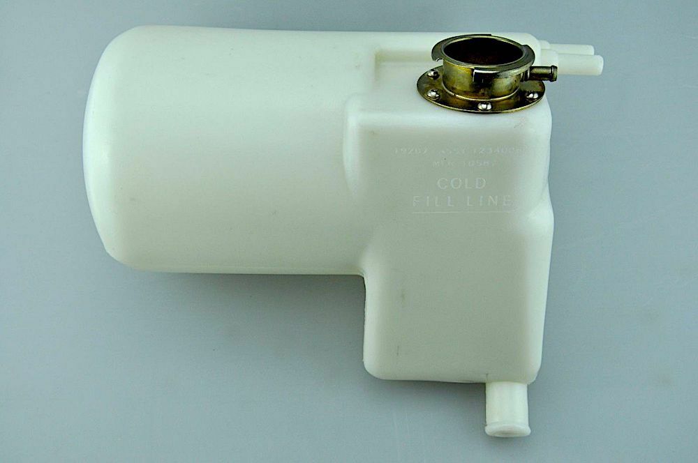 TANK , RADIATOR , OVERFLOW ; USA Humvee ; 12340061 2930012565350 5596079