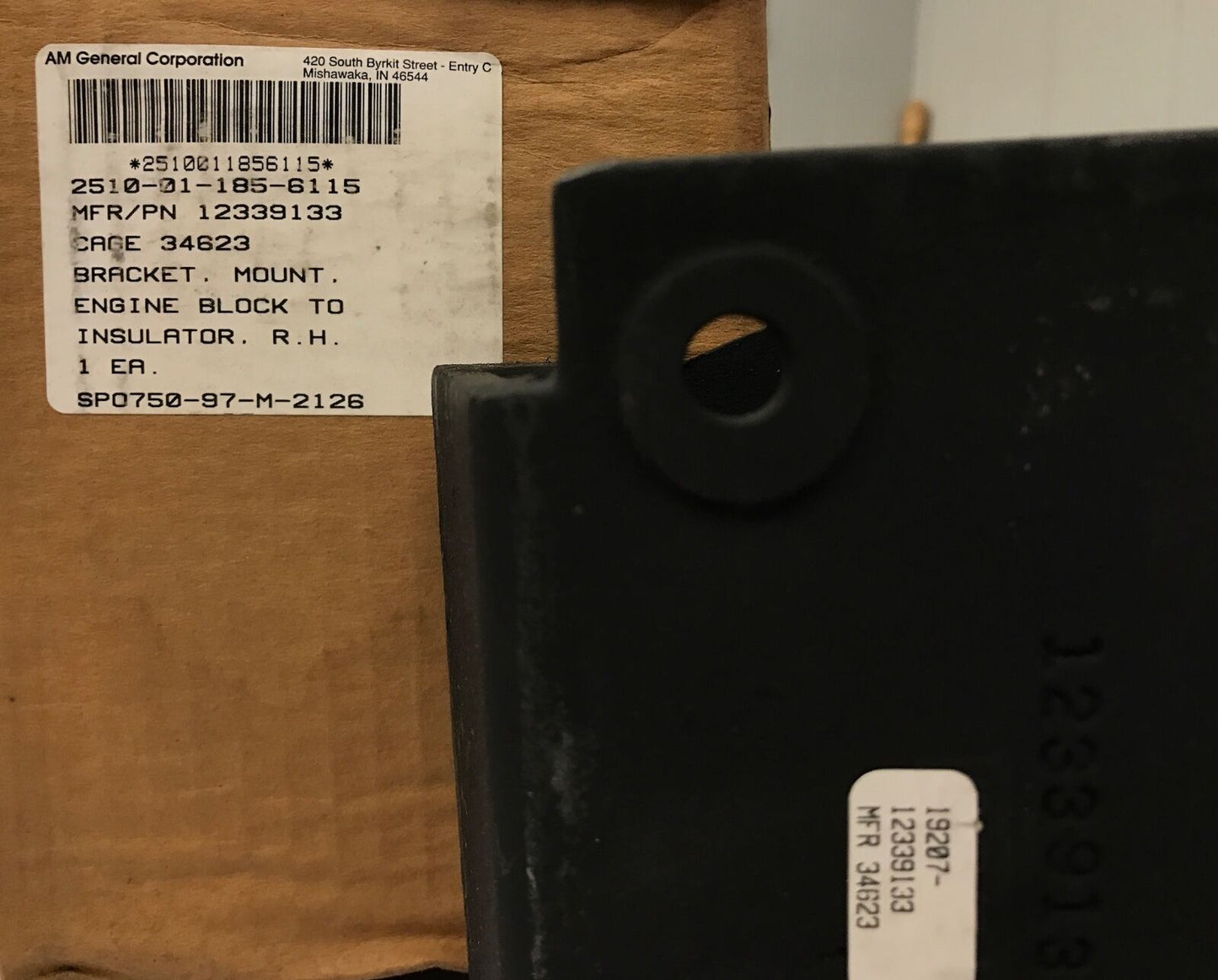 BRACKET , 6.5L ENGINE MOUNT , RH ; M998A1 , HUMMER ; 12339133 5590671 5577730