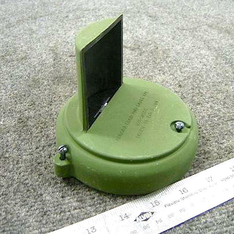 Lens / Cover - Front Blackout Light ; M939 M998 ; DC8218 2CX100 DGSCV-91-151-2