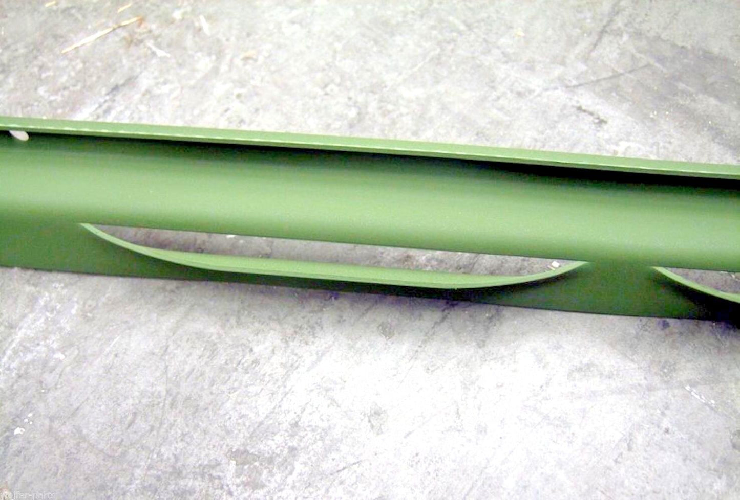 WINDSHIELD FRAME ; HUMMER HUMVEE M998 ; 12339512 , 5594433 , 2510-01-233-1141