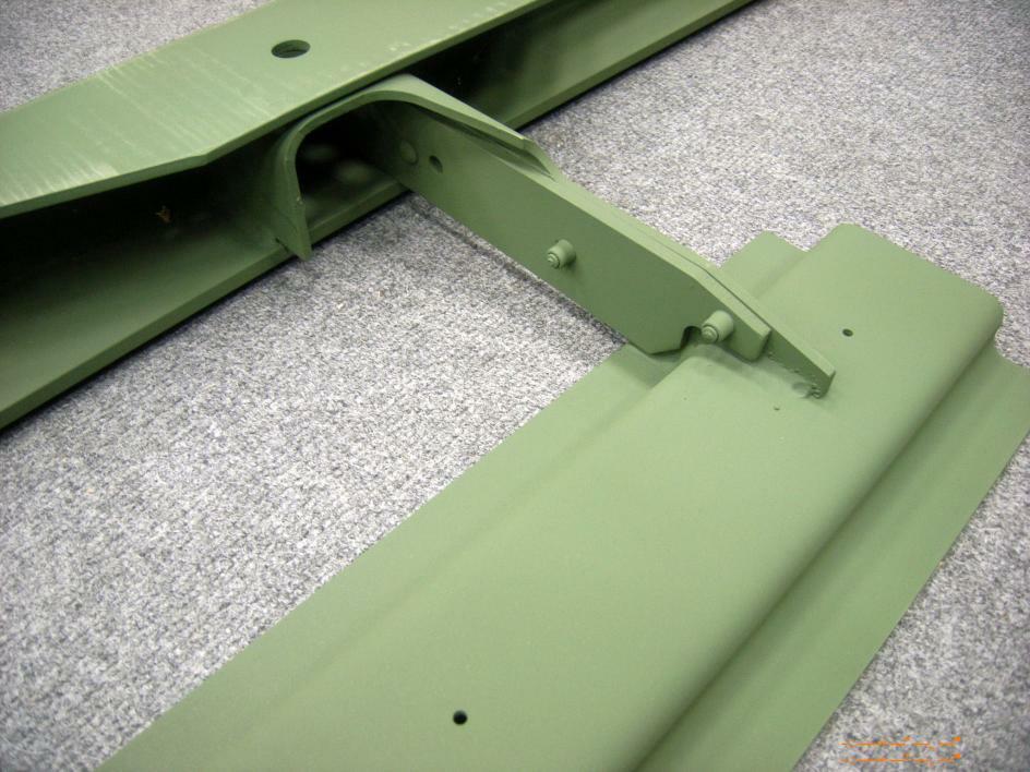 Bracket/Support, Rear D-Beam ; Mil. Hummer ; 2590014109968 12446928 WA1244928P