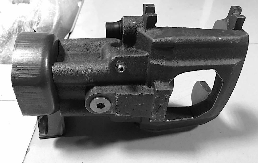 LH-Rear Brake Caliper Housing Assembly ; Humvee Hummer; 2530-01-565-2709 5745456