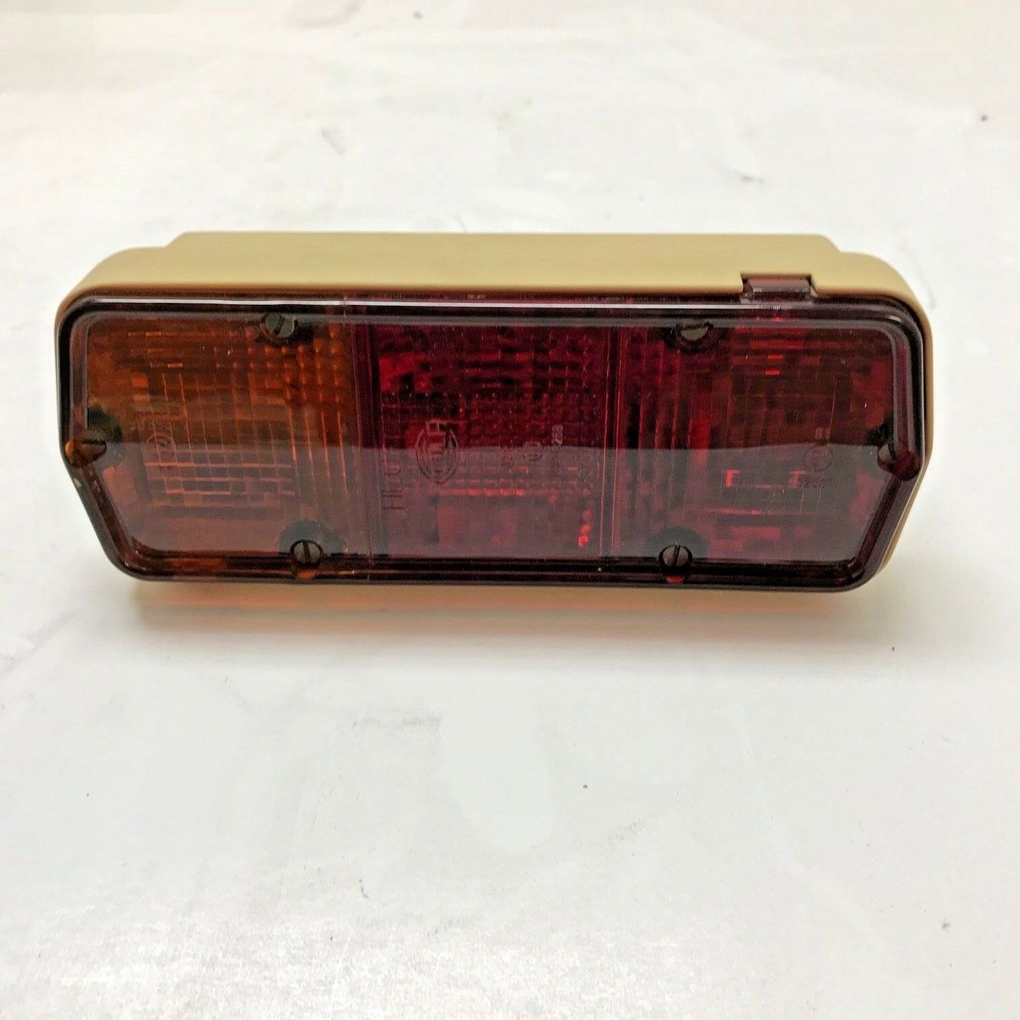 HD Military Tail Light ; Hella ; HEMT T ; 6220-01-557-5924 R0042822 6220000120