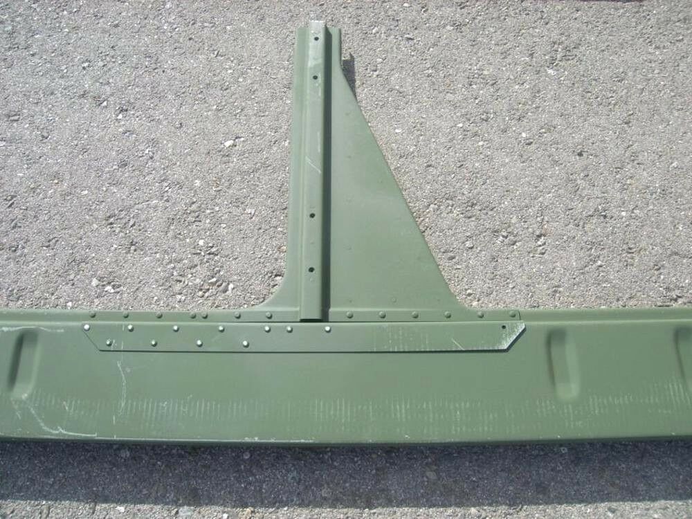 Rocker Panel, LH Outer Lower; H1 HUMMER ; 2510013357799 12339698-3 5575502