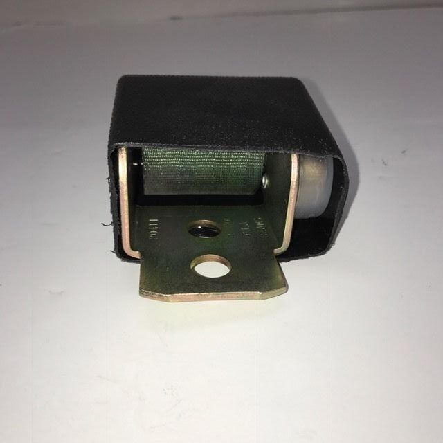 1 each - Hummer ; 2 POINT SEAT BELT KIT - LH or RH ; 12340809 ; 2540-01-203-0183