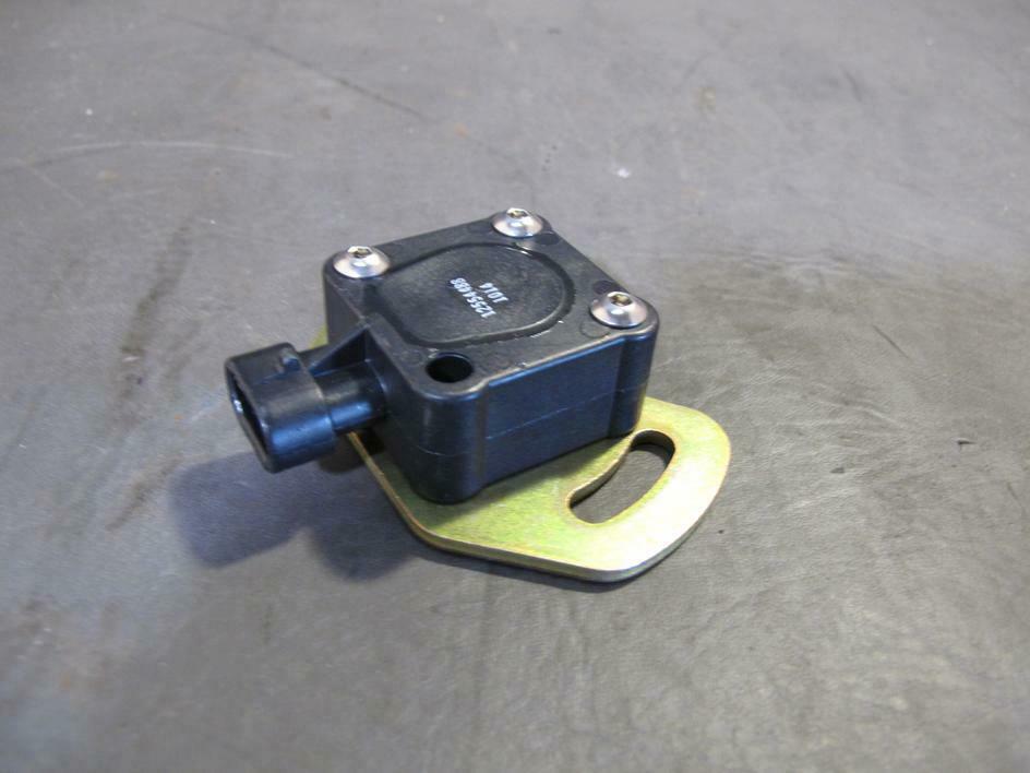 THROTTLE POSITION SENSOR - TPS ; 6.5L Hummer ; 12554488 5714530 2990014264425