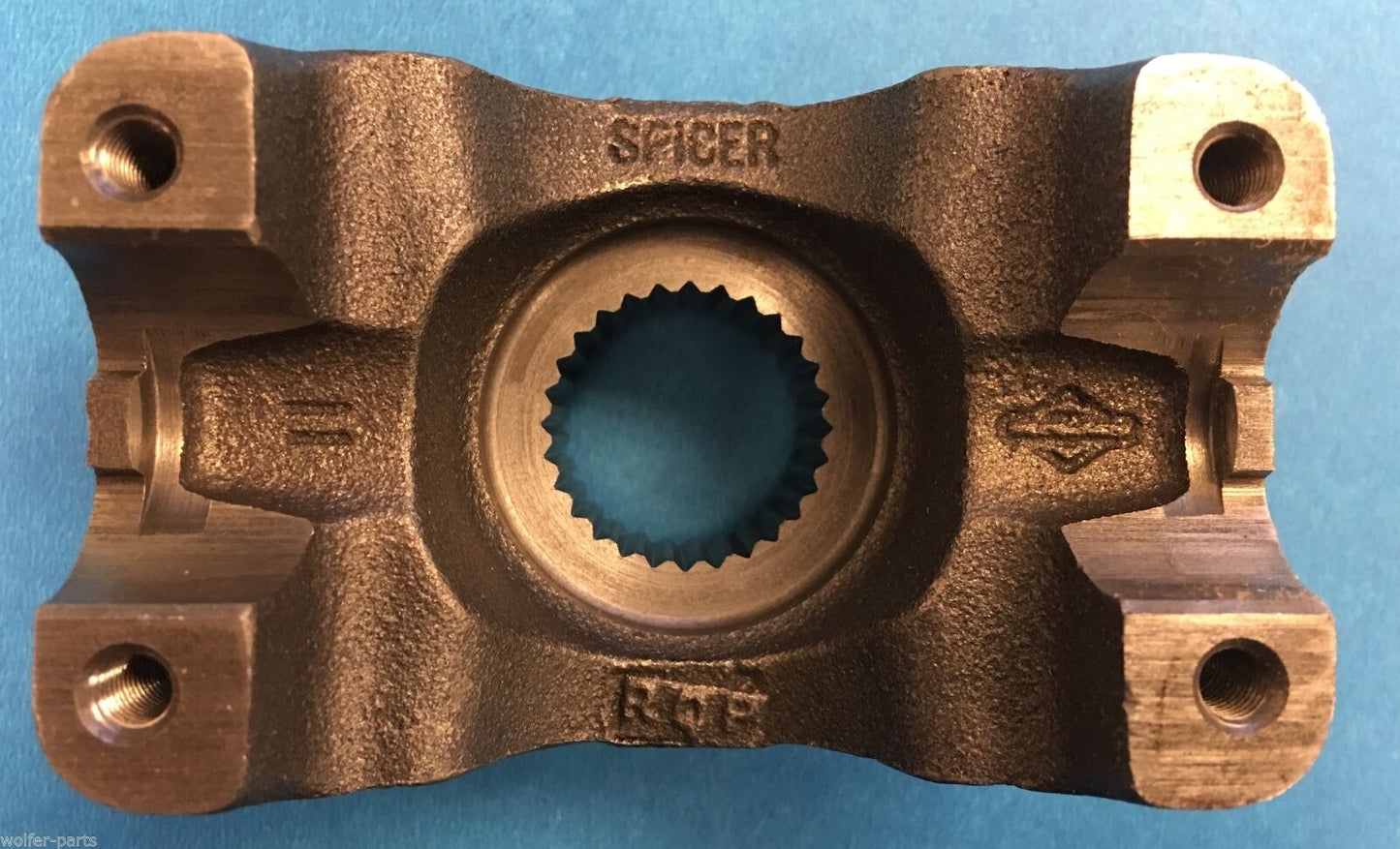 YOKE , INPUT FRONT DIFFERENTIAL; HUMMER H1 ; 2520-01-267-7371 12460374 5717032