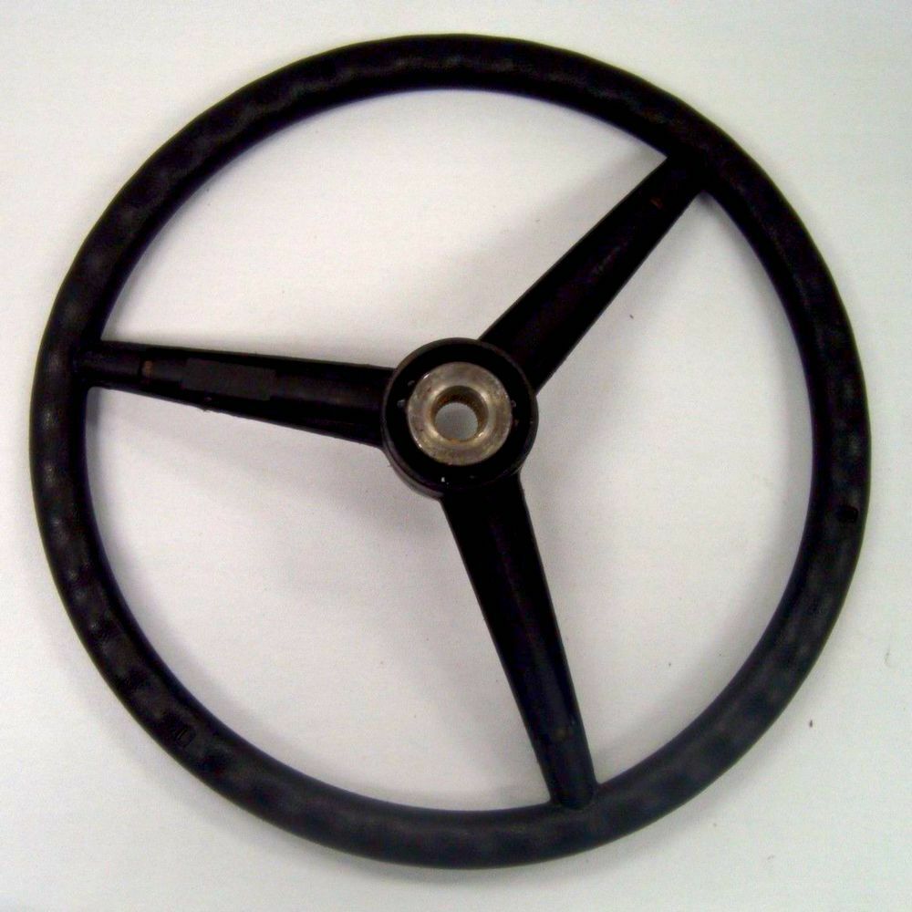 STEERING WHEEL ; H1 Mil. HUMMER ; 5577862 12446803 2530-01-411-2729 82-273A1