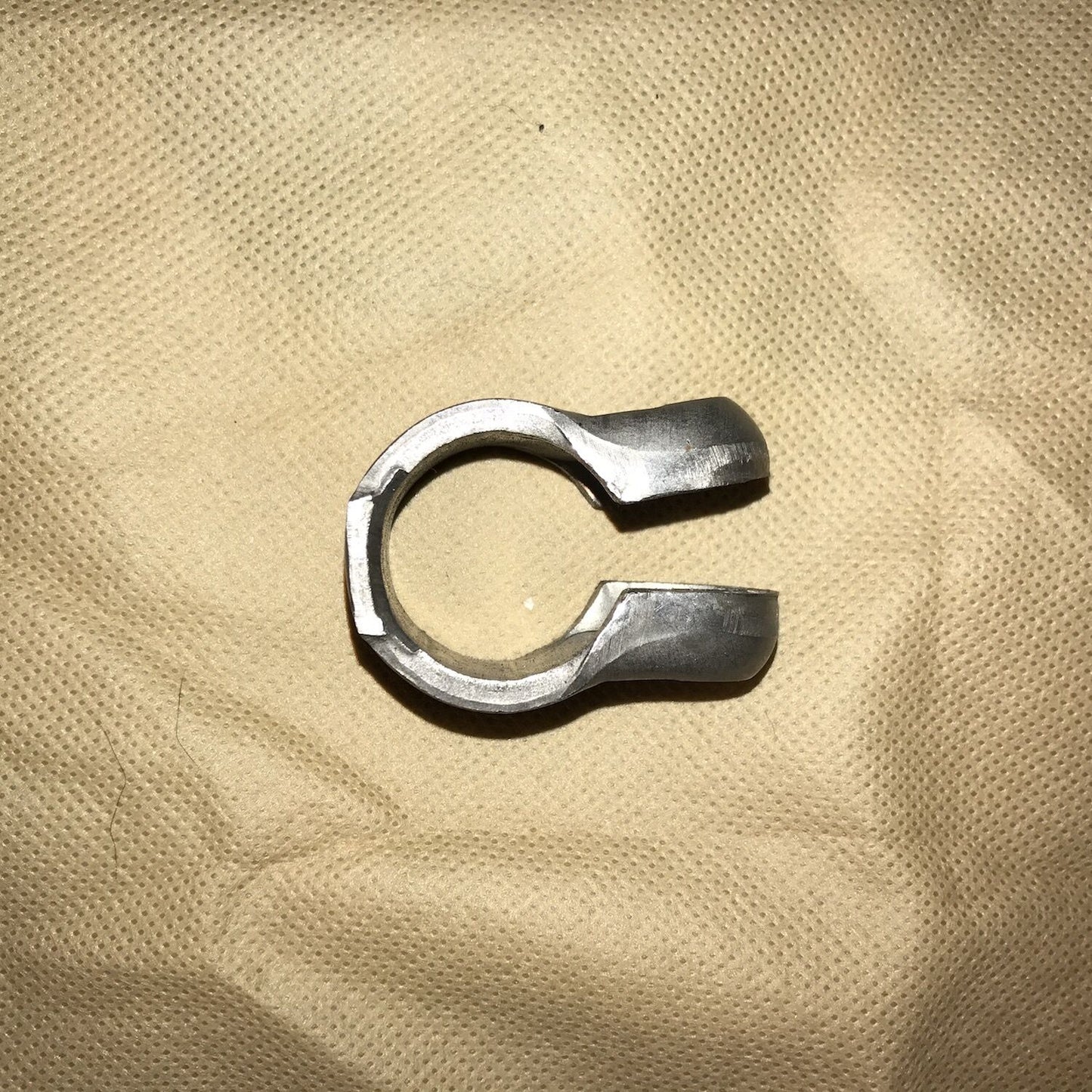 6 each- CLAMP LOOP for T&R Rods ; MIL. HUMMER ; 5340011918161 5740927 12339202