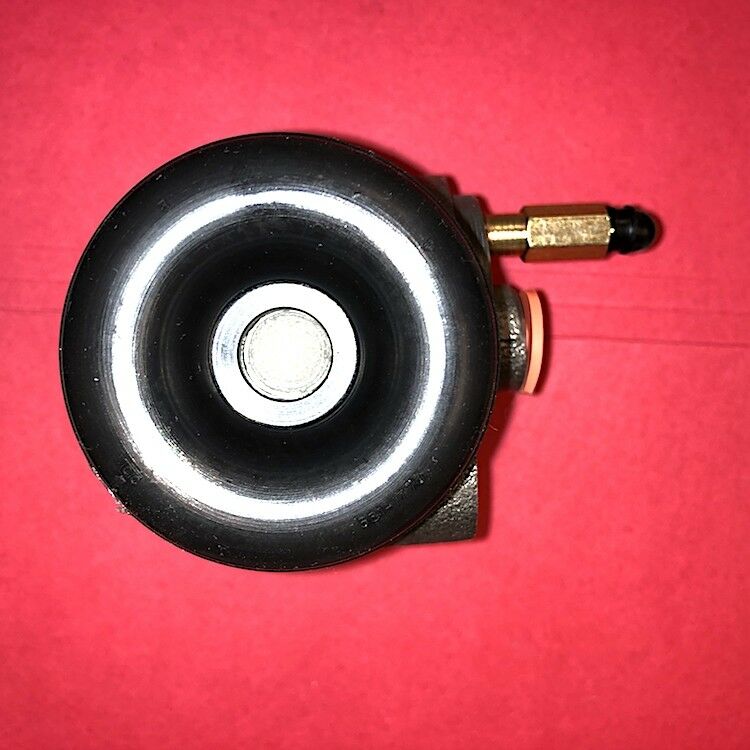 WHEEL BRAKE CYLINDER, 2" REAR; M800 5TON ; 2530009207568 8758259 8333648 8758254