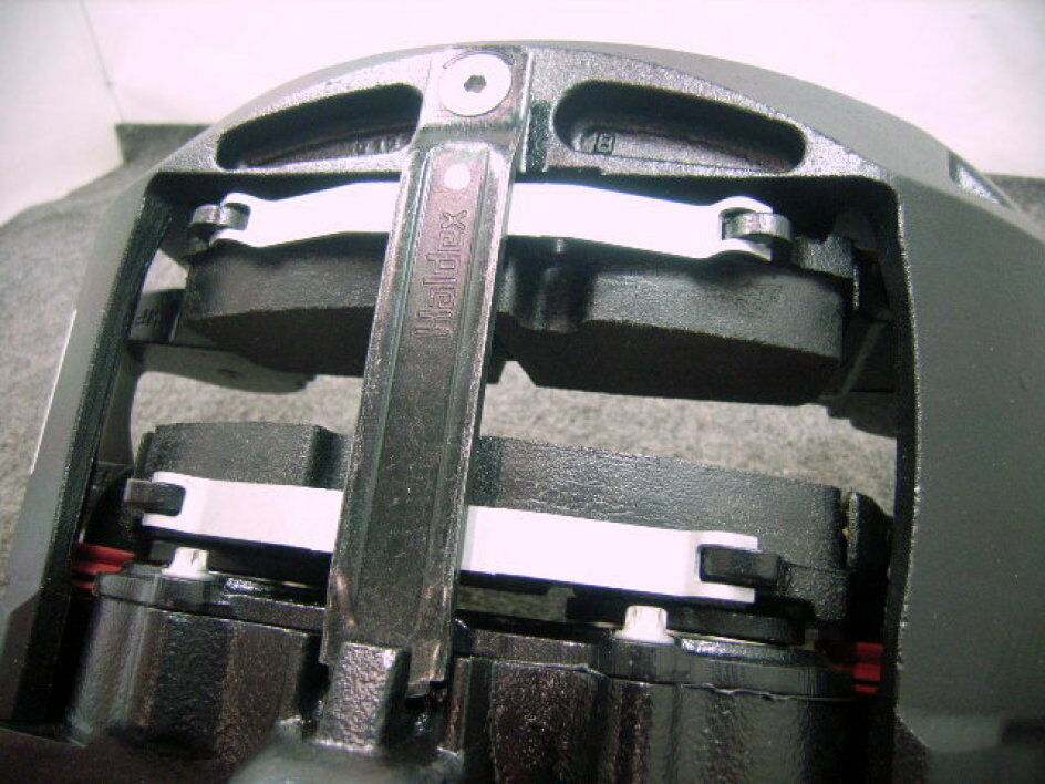 CALIPER , BRAKE (w/ pads) ; Renault - Mordaza , 5001874167 ; HALDEX , 757011020E