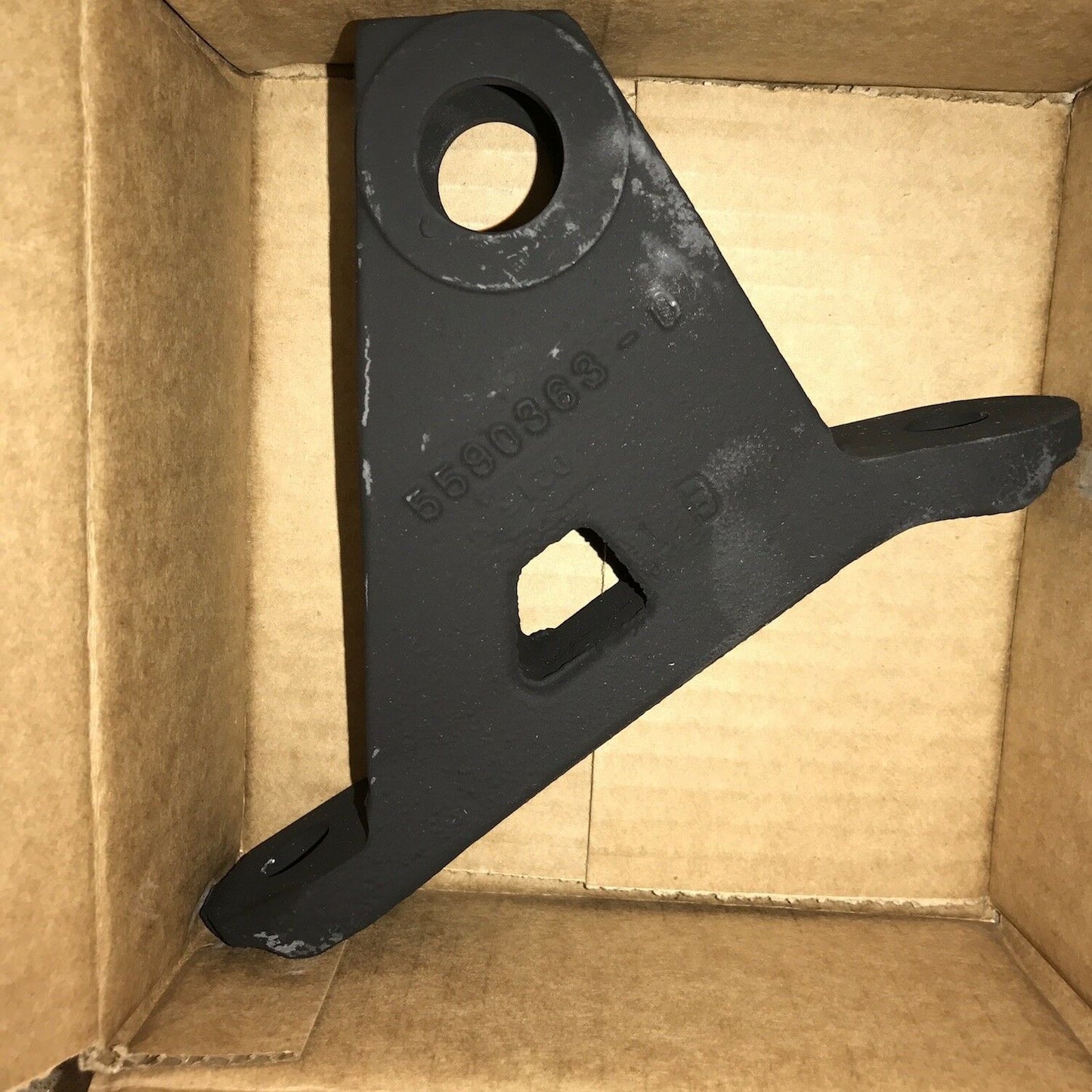 Shock Mount , LOWER ; H1 Mil. Hummer ; 2510011877037 12338315 5590363 5595537