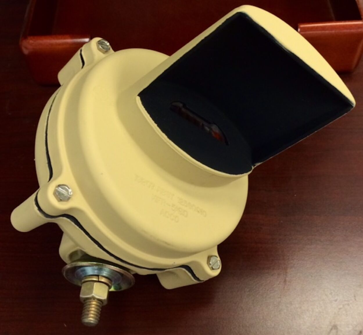 BLACKOUT LIGHT 28V; M113 , M939 , M1117 ; 12360910-1 , 6220-01-300-3643 , 217655