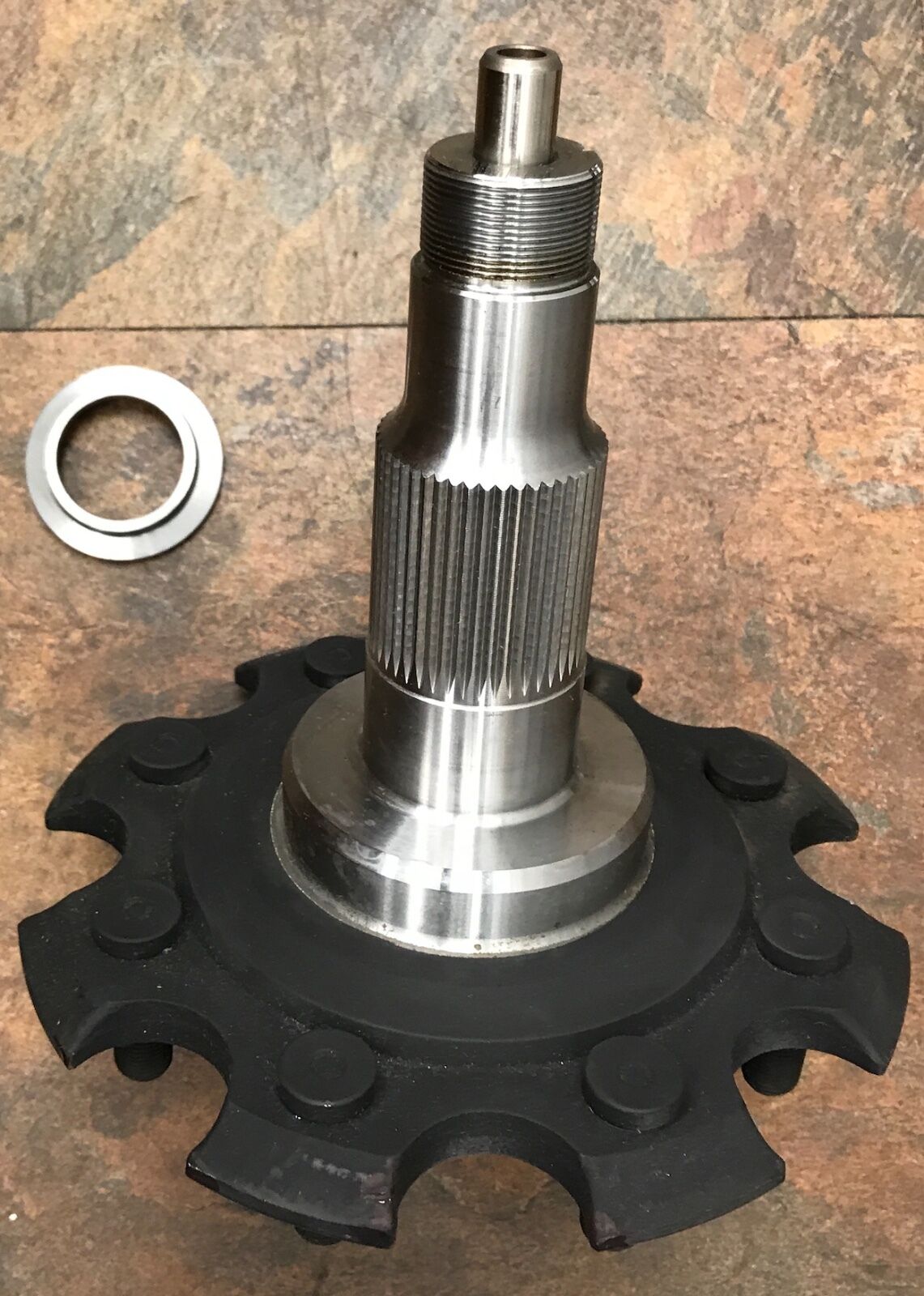 4 each- SPINDLE w/spacer- CTIS KNUCKLE; Hummer; 2530-01-417-2725 5715295 5594530