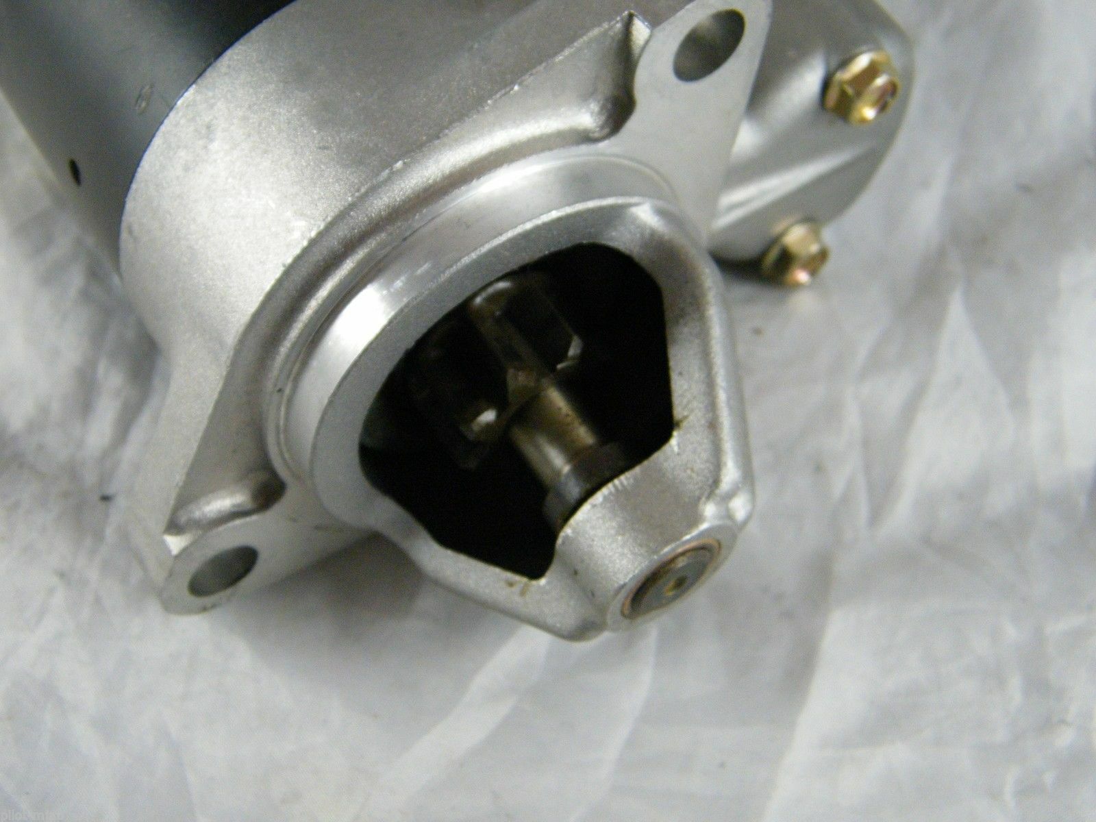 Starter 12 volt  ; Fits - Yanmar , Hitachi  ;  114362-77011 , S114-651A , 18203