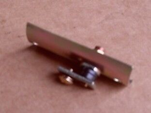 Brush , Horn Contact ;  M939  5TON  ;  5977-00-578-6495 ,  8728164 ,  1998757