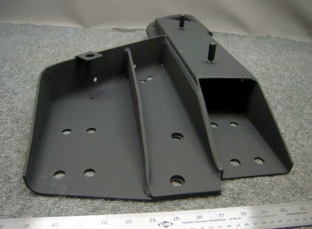 BRACKET, FRONT RH AIRLIFT ; Mil. Hummer ; 2590-01-478-6799 12447001 6003010B5