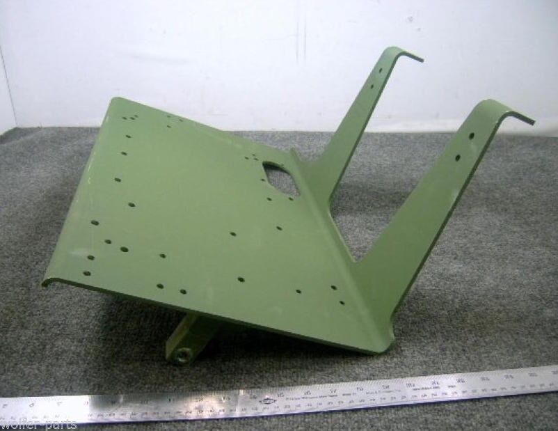RACK ASSEMBLY , FRONT RADIO ; HUMMER M998 ; 2540-01-250-7590 12340581 5588106