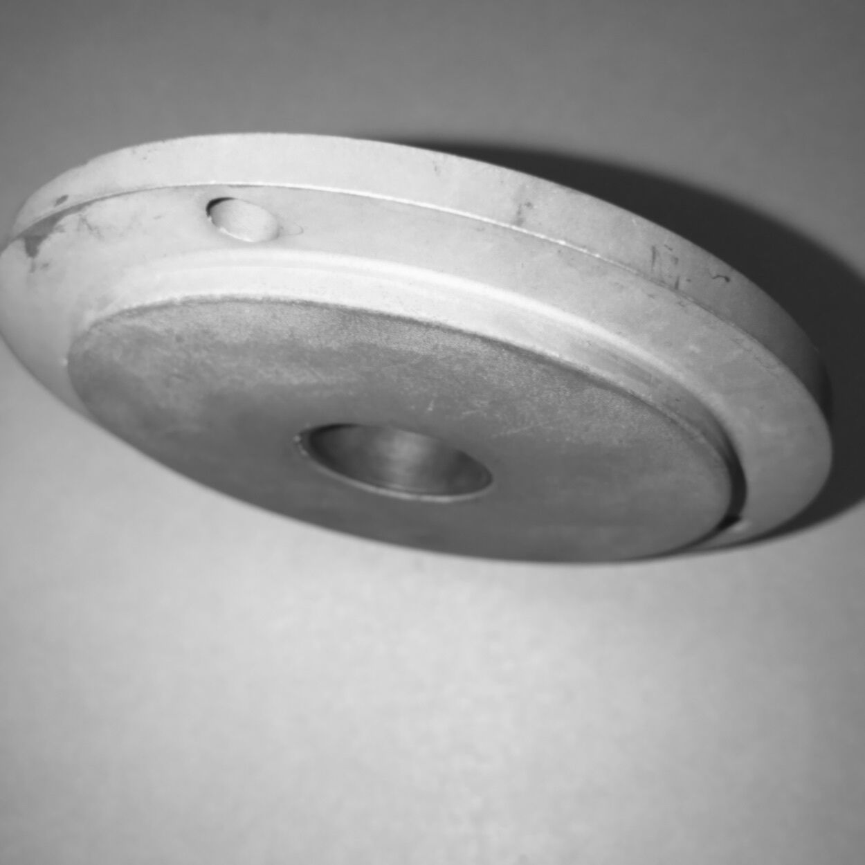 Intermediate Bearing Plate w/seal ; Hummer H1 ; 2990012055981 5741114 MFY-2130