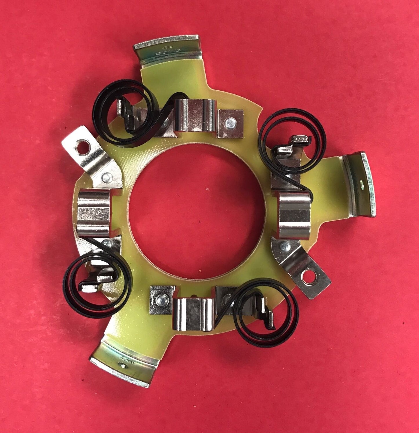 HOLDER , BRUSH PLATE ; HUMMER STARTER ; MFY-1064B , 4N4691 , 5977-01-324-6323