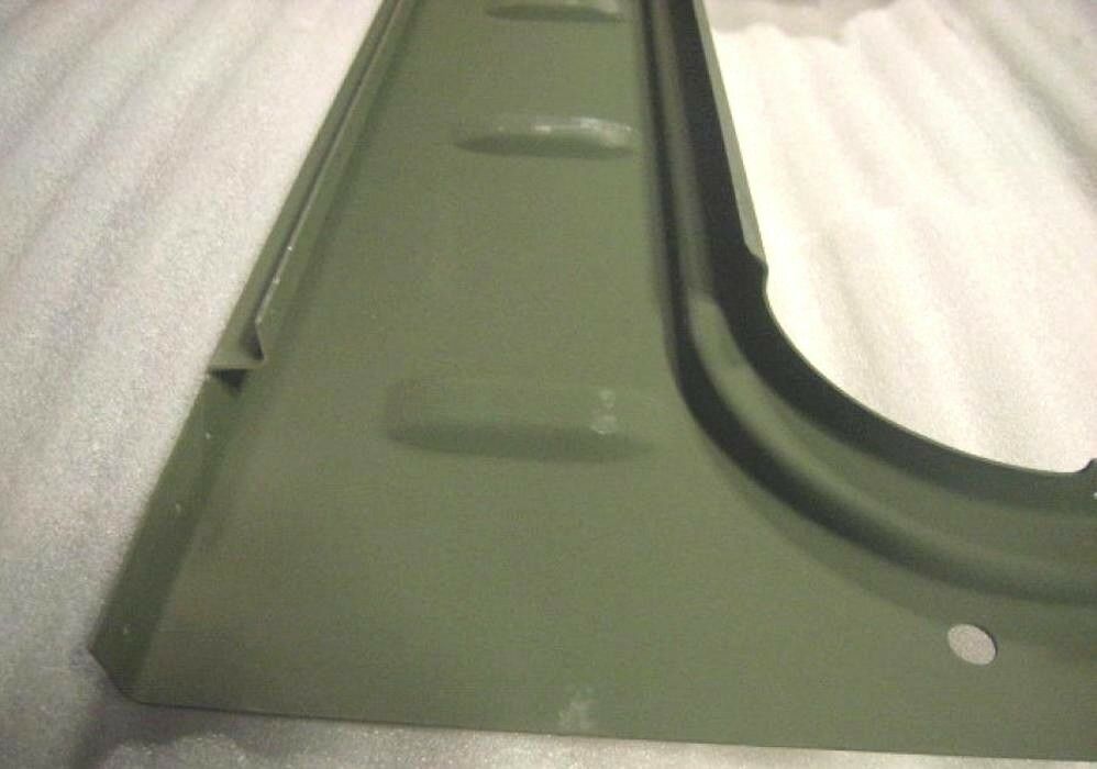 Rocker Panel, LH Outer Lower; H1 HUMMER ; 2510013357799 12339698-3 5575502