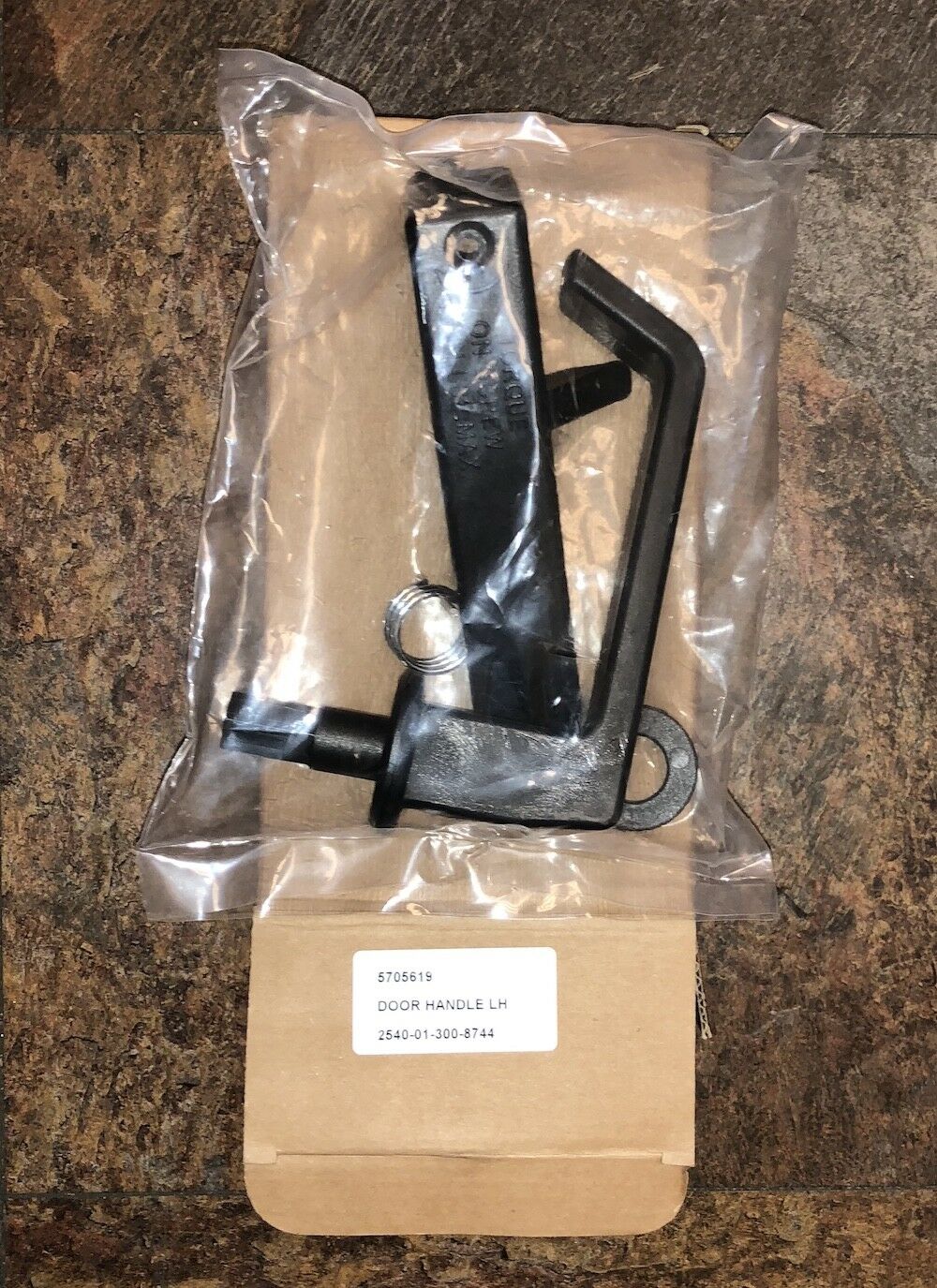 Left-Hand Handle Kit, Soft Door ; M998 Mil. Hummer ; 2540-01-300-8744 5705619