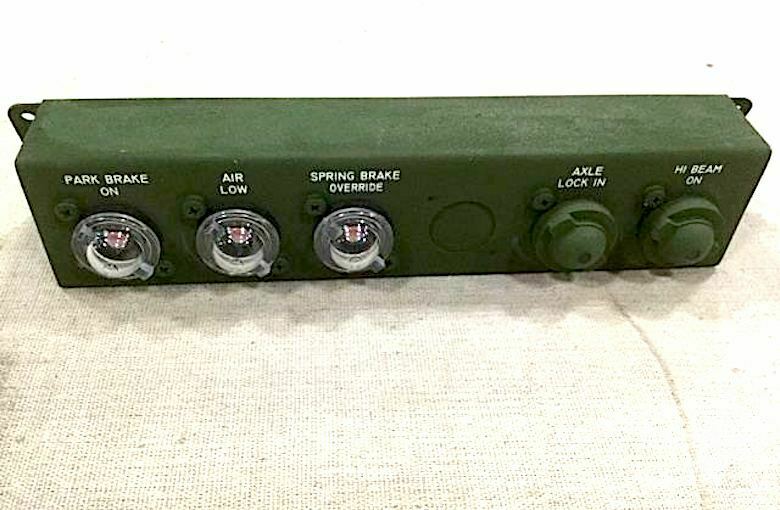 Light / Indicator Set - Control Panel ; M939 M818 ; 6210-01-108-9125 12277153-1