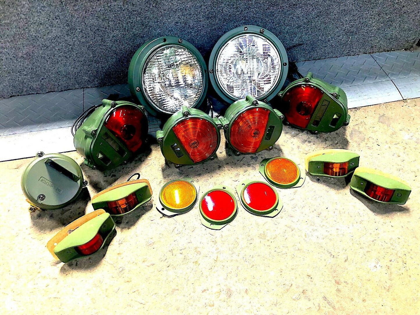 Set of Lights & Reflectors w/ Front Blackout - 24v bulbs - Hummer M35 M939 etc.