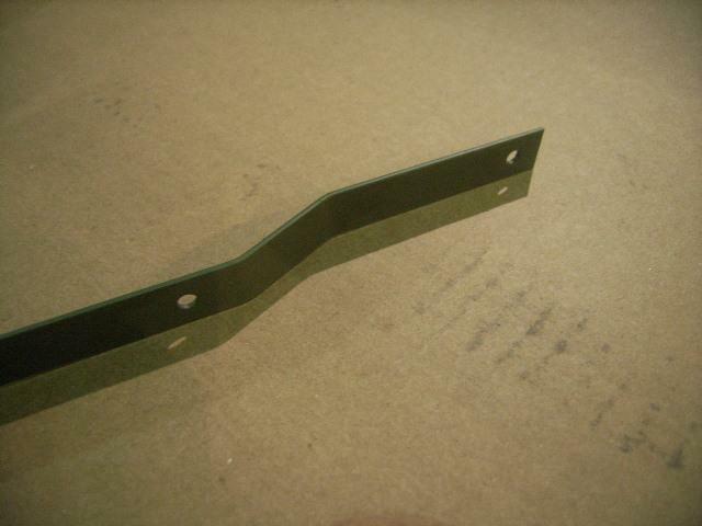 RETAINER, REAR HOOD, BEZEL ; Mil. Hummer ; 2590-01-261-2636 12338904 5591314