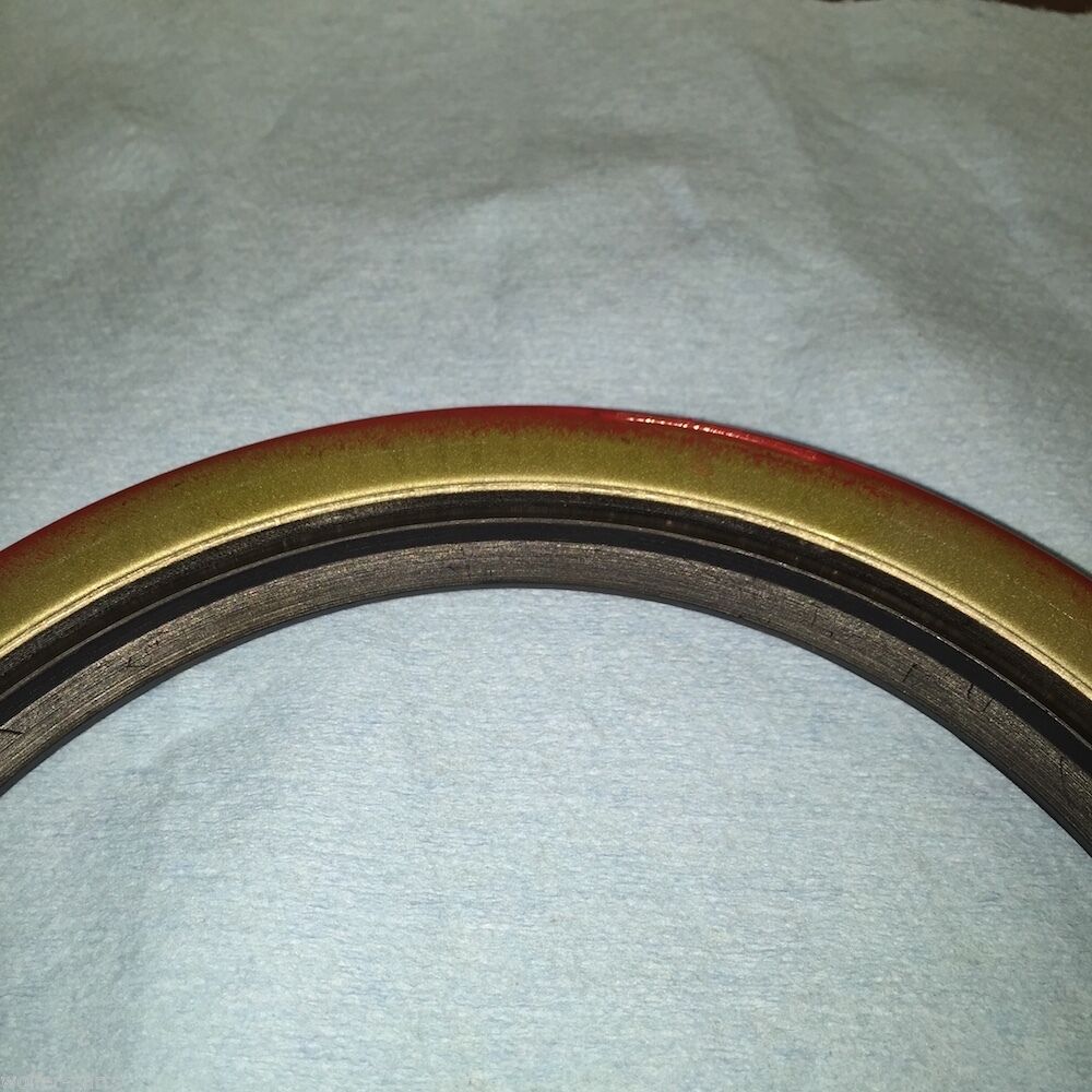 OIL SEAL ; M977 M916A1 M916A2 ; 1367260 415938 21284FX 1367260 5330-01-164-8552