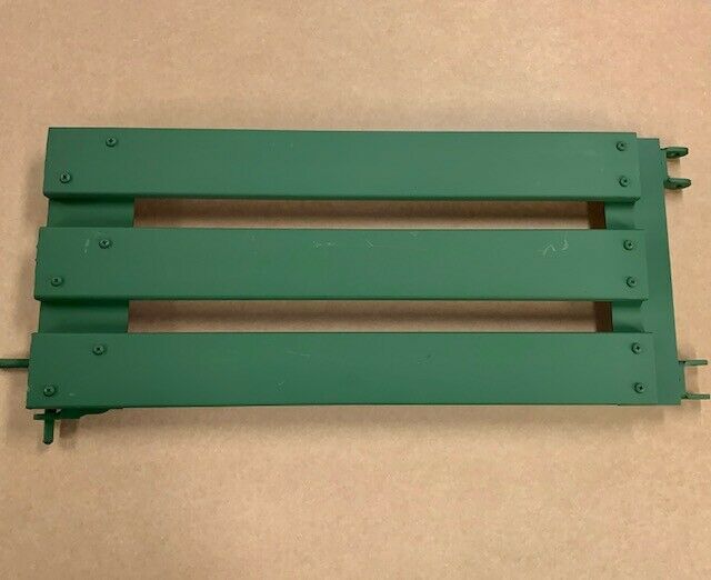 SIDE RACK / Tailgate Panel ; M101 Trailer ; 2510-00-733-9504 12440462 7339504