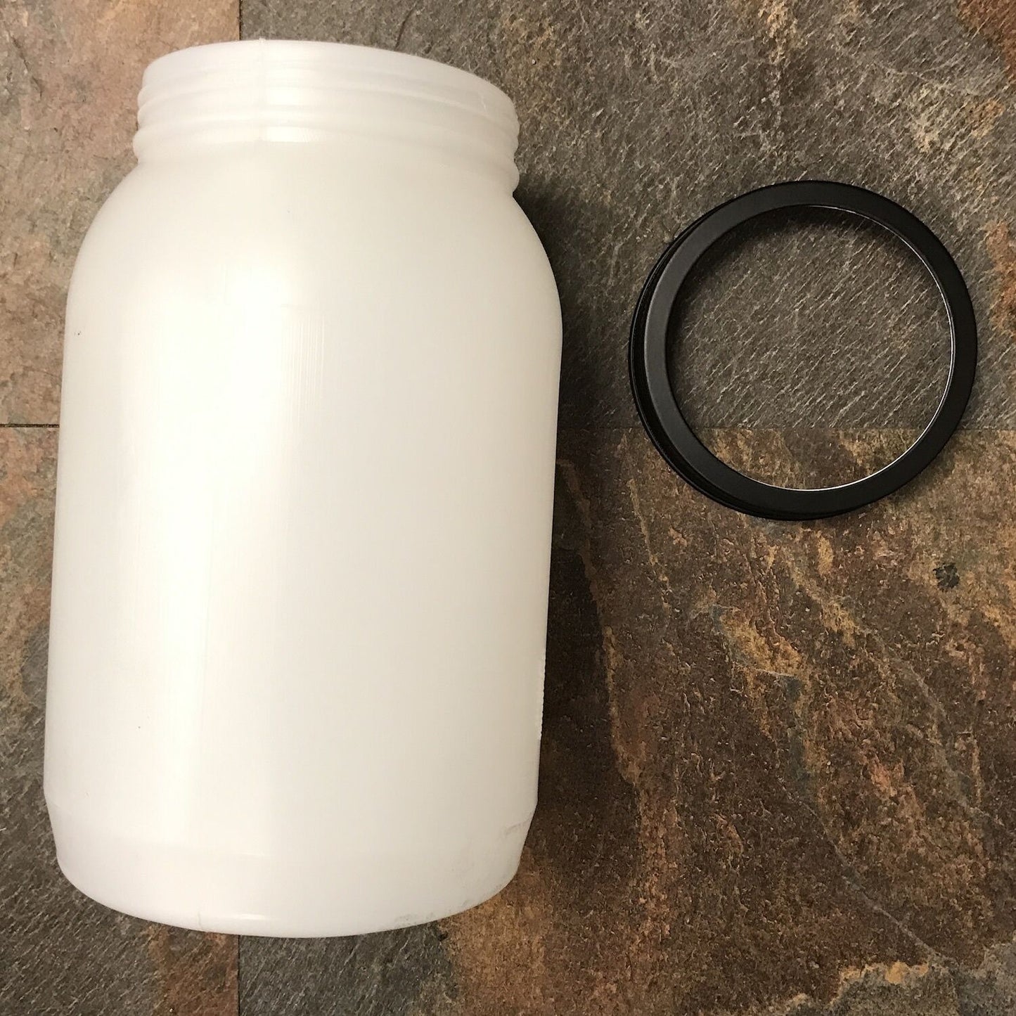 BOTTLE & LID (no pump) for WINDSHIELD WASHER ; 12375625 & 12375627 ; M939 , M915