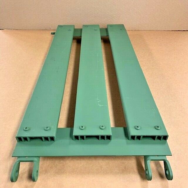 SIDE RACK / Tailgate Panel ; M101 Trailer ; 2510-00-733-9504 12440462 7339504