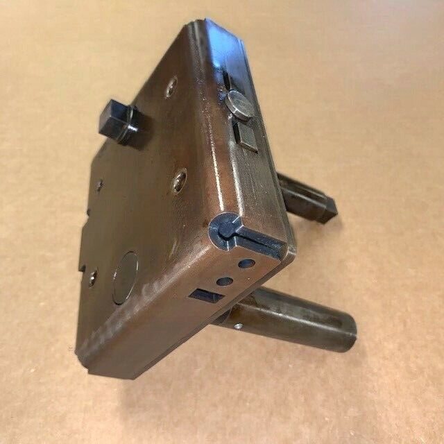 LATCH ASM, DOOR (Top Frt. RH) Frag 5 ; M1114 Hummer ; 2540015640857 16874-FTR-75