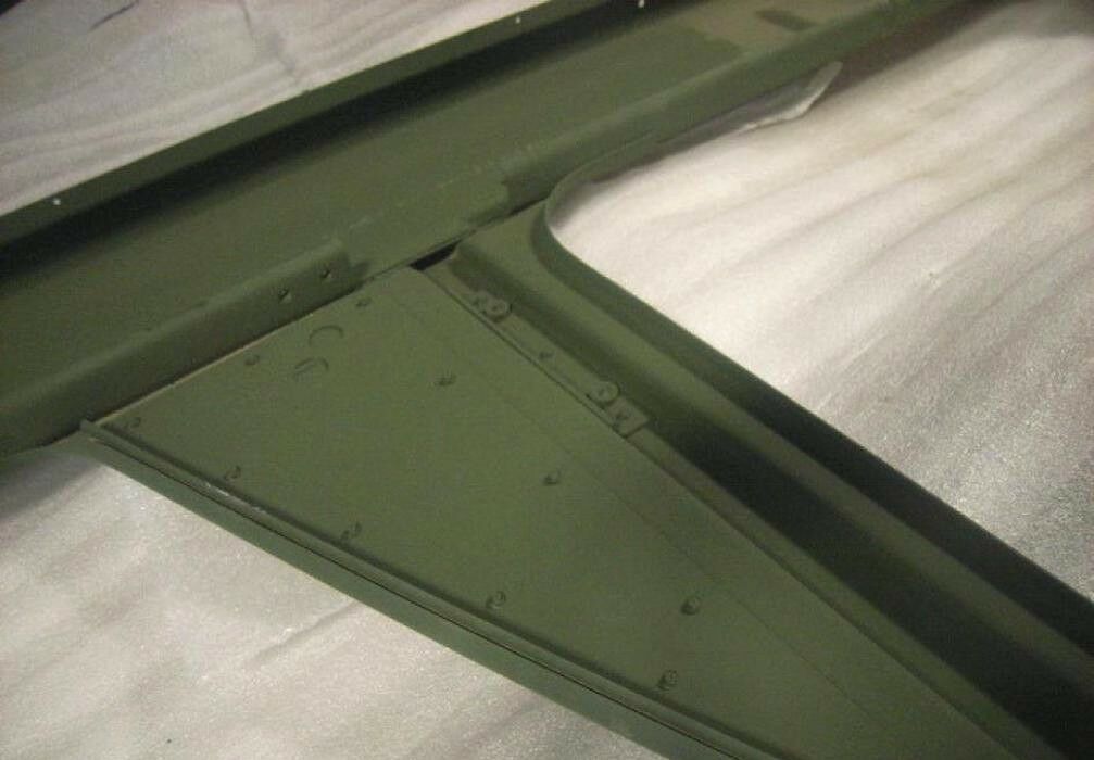 Rocker Panel, LH Outer Lower; H1 HUMMER ; 2510013357799 12339698-3 5575502