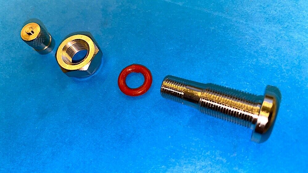 1 ea- Valve Stem, Radial Wheel&Tire ; Hummer M1151/52/65A1 ; 2640015626033 18112