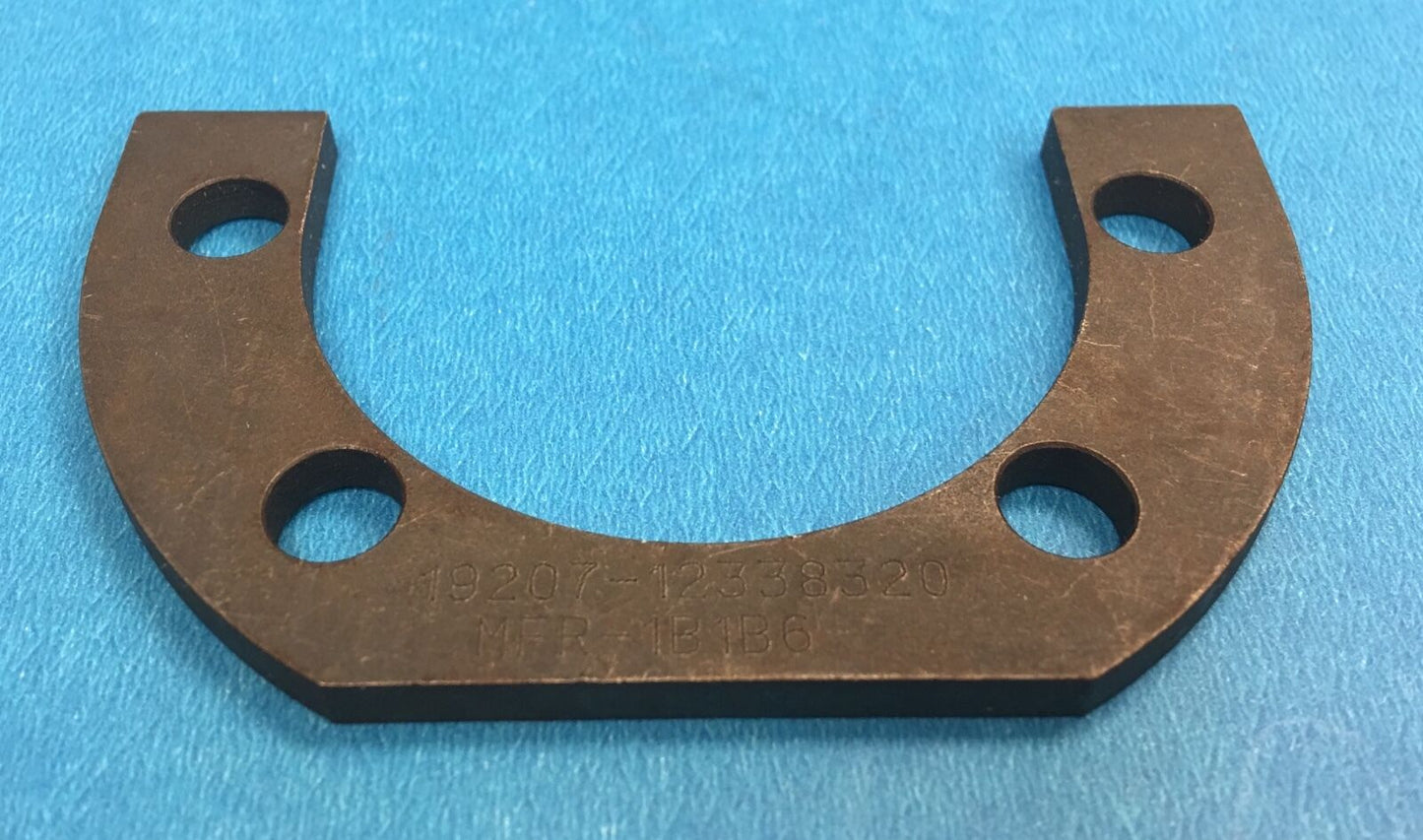 4 each- RETAINER, UPPER BALLJOINT , M998 early models; 2530-01-210-1324 12338320